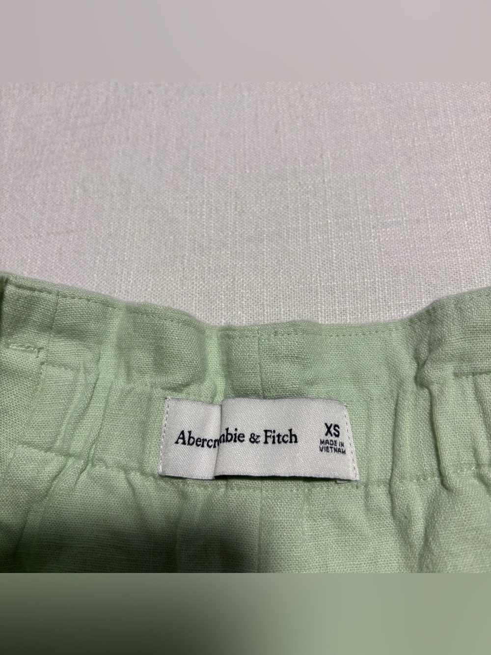 Abercrombie & Fitch High Rise Linen Shorts | Size XS - Picture 2 of 7